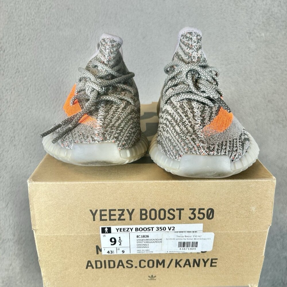 SUPER RARE Adidas YEEZY BOOST 350 V2 ‘BELUGA’ BB1826‎ Sneakers Size 9.5 US